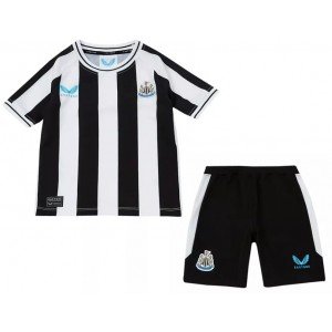 Kit infantil I Newcastle United 2022 2023 Castore oficial