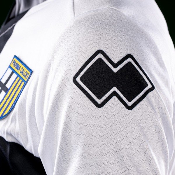 Camisa oficial Errea Parma 2019 2020 I jogador