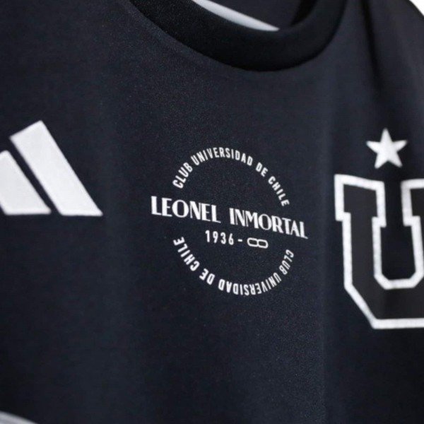 Camisa Universidad de Chile 2023 Adidas oficial Leonel Sanchez