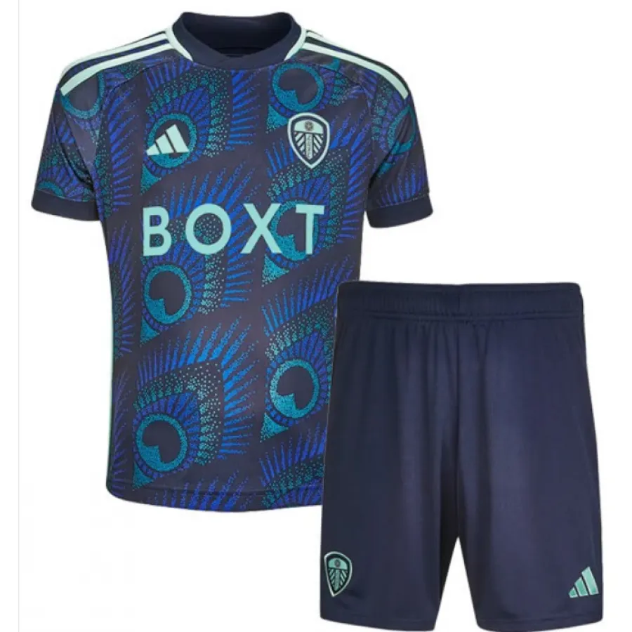 Camisa do Leeds United 2023-2024 vaza na web